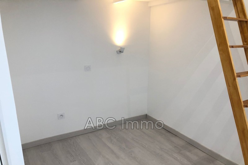 Location appartement Aix-en-Provence  