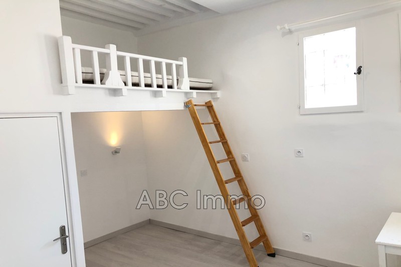 Location appartement Aix-en-Provence  