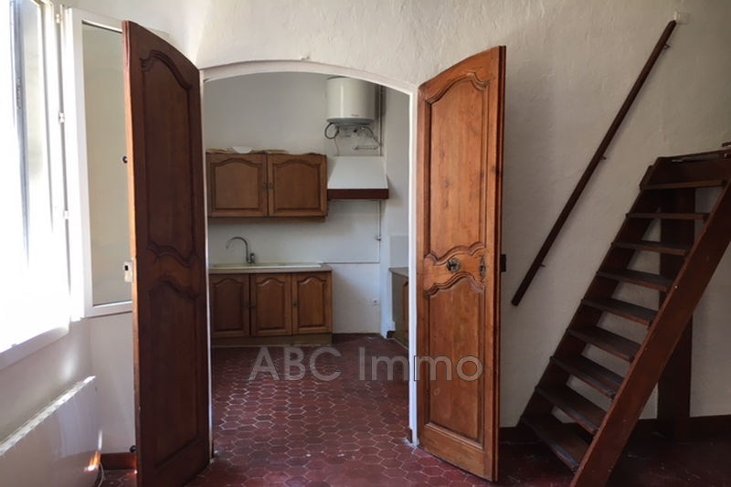 Photo Appartement Aix-en-Provence Centre-ville, Location appartement 2 pièces 48 m²