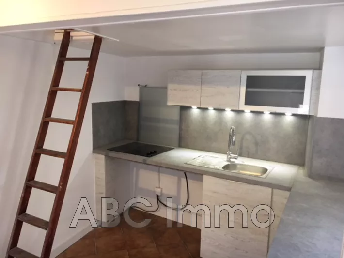 Location appartement Aix-en-Provence  