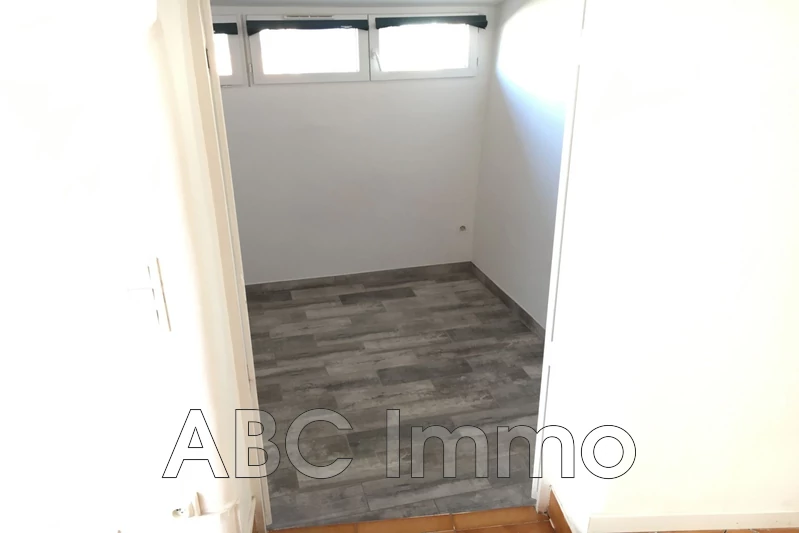 Location appartement Aix-en-Provence  