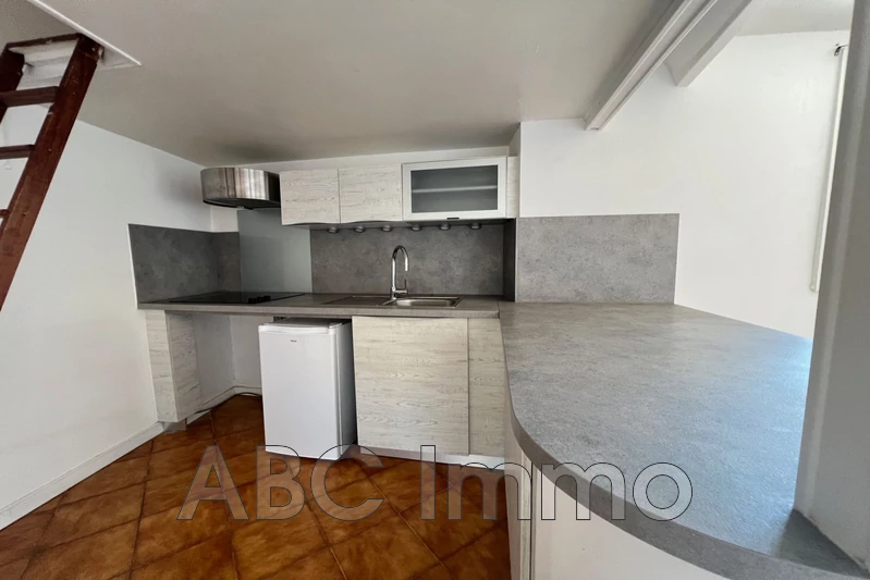 Location appartement Aix-en-Provence  