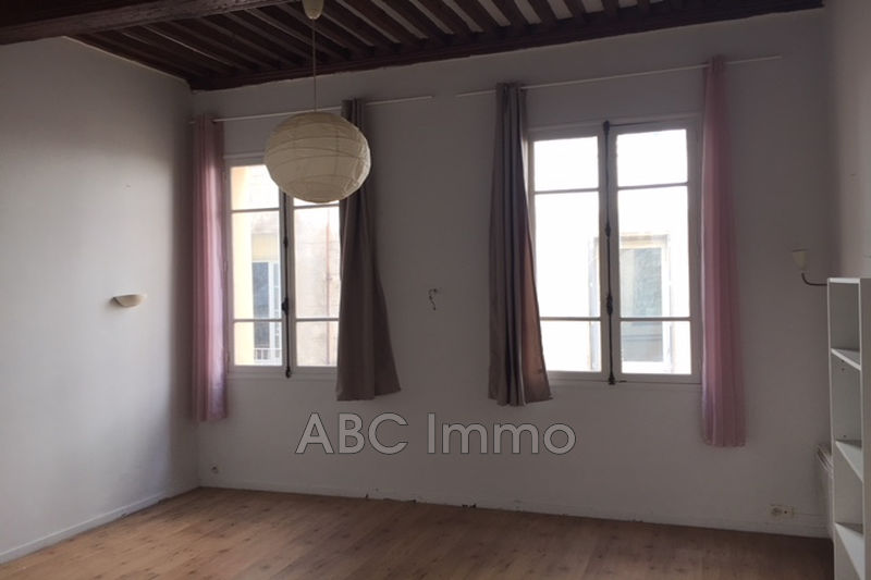 Photo Appartement Aix-en-Provence Centre-ville, Location appartement 2 pièces 56 m²