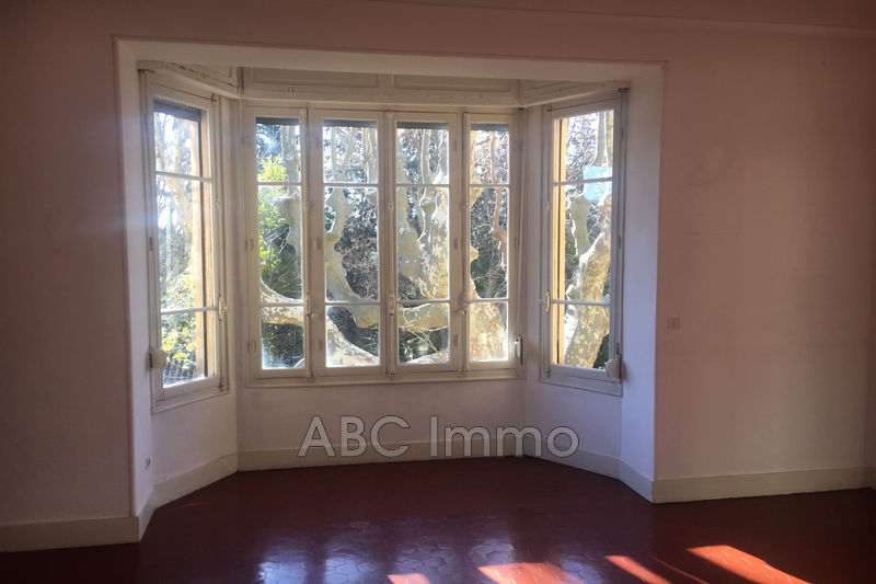 Photo Appartement Aix-en-Provence Centre-ville, Location appartement 6 pièces 139 m²