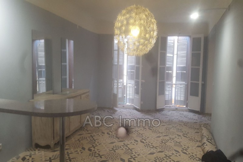Photo Appartement Aix-en-Provence Centre-ville, Location appartement 1 pièce 40 m²