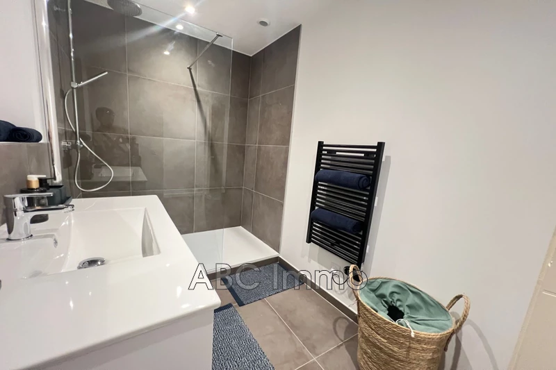 Location appartement Aix-en-Provence  