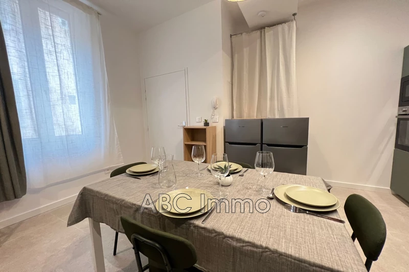 Location appartement Aix-en-Provence  