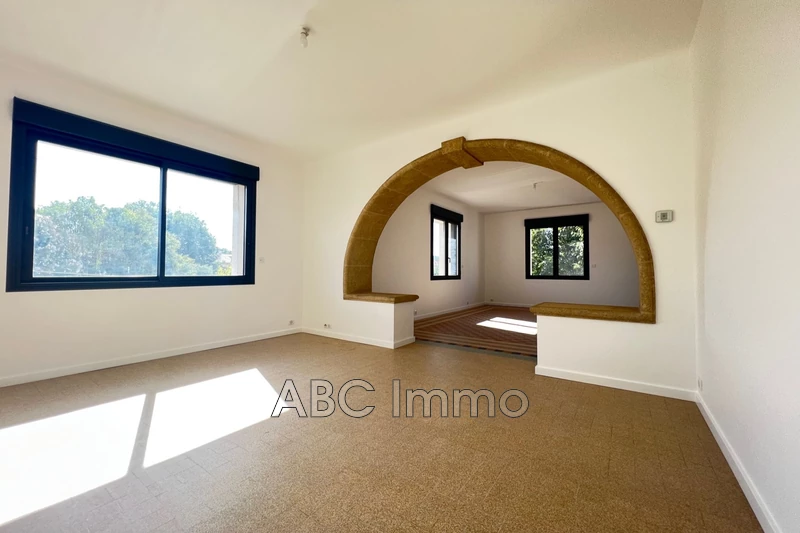 Location appartement Aix-en-Provence  