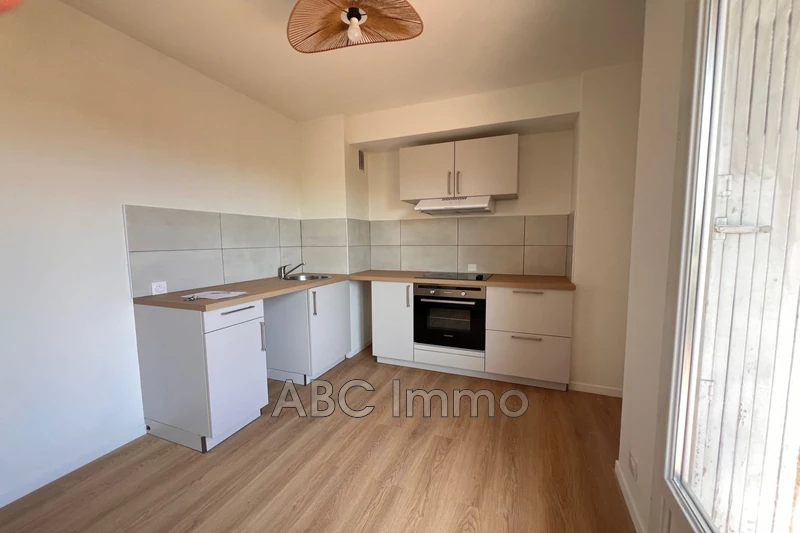 Location appartement Aix-en-Provence  