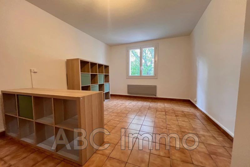 Location appartement Aix-en-Provence  