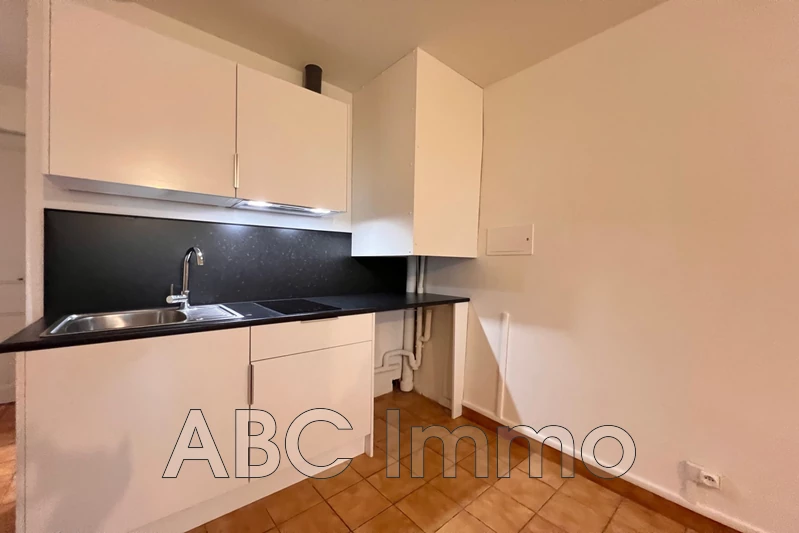 Location appartement Aix-en-Provence  
