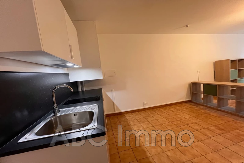 Location appartement Aix-en-Provence  