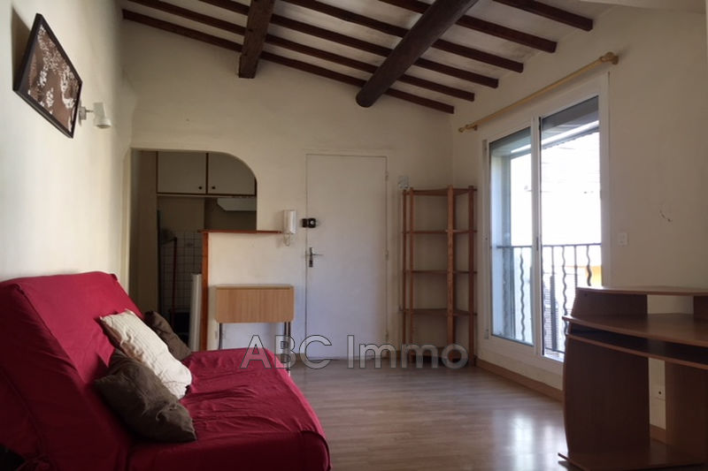 Photo Appartement Aix-en-Provence Location appartement 1 pièce 19 m²