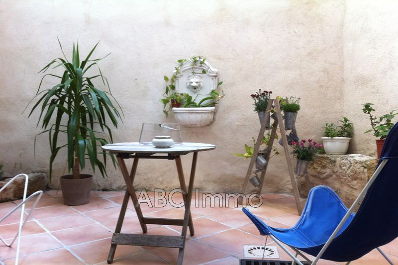 Photo Appartement Aix-en-Provence Centre-ville, Location appartement 2 pièces 42 m²