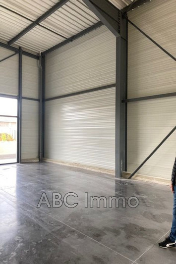 Professionnel local commercial Saint-Cannat  
