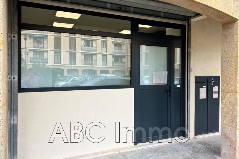 Photo Murs local professionnel Aix-en-Provence Aix nord,  Professionnel murs local professionnel   60&nbsp;m&sup2;