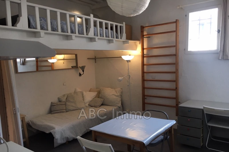 Photo Appartement Aix-en-Provence Centre-ville, achat appartement 1 pièce 16 m²