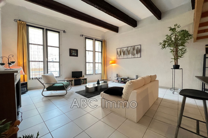 Photo Appartement Aix-en-Provence Centre-ville,   achat appartement  2 pièces   32&nbsp;m&sup2;