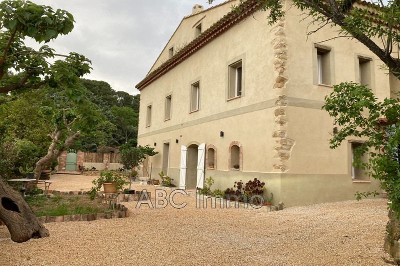 Photo Bastide Aubagne Campagne, achat bastide 6 chambres 320 m²