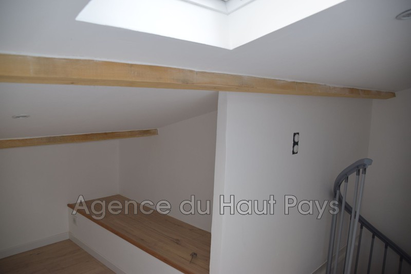 Location maison de village Saint-Cézaire-sur-Siagne  
