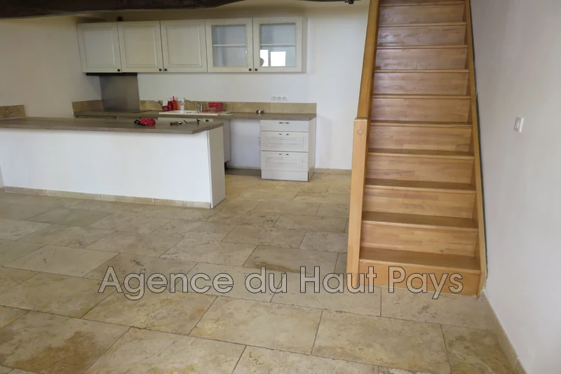 Location maison de village Saint-Cézaire-sur-Siagne  