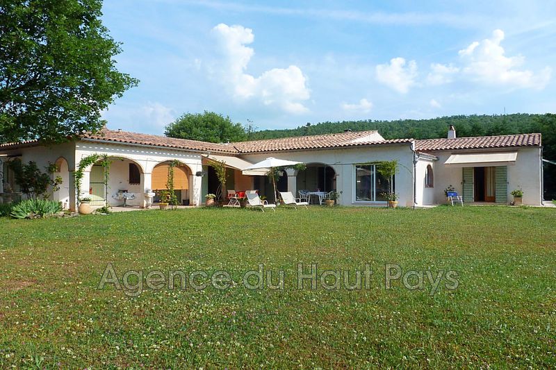 Photo Villa Saint-Cézaire-sur-Siagne Residentiel, achat villa 3 chambres 190 m²