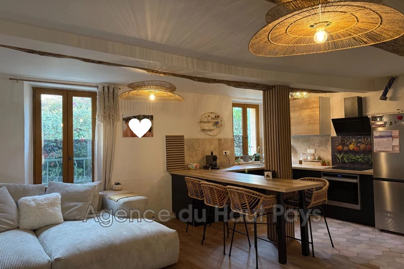 Vente maison de village Saint-Cézaire-sur-Siagne Vente maison de village Saint-Cézaire-sur-Siagne