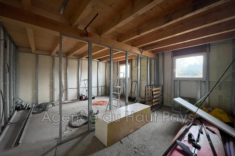 Vente villa Saint-Cézaire-sur-Siagne  