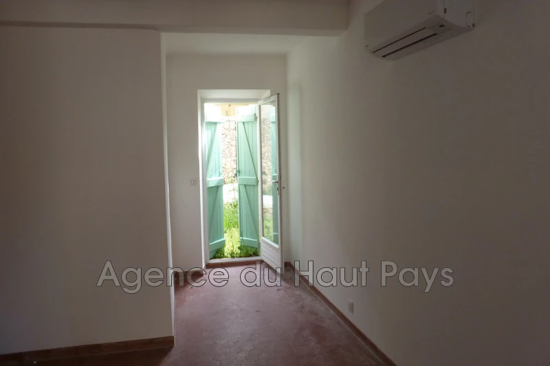 Vente maison de village Saint-Cézaire-sur-Siagne  