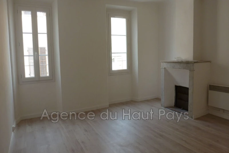 Vente maison de village Saint-Cézaire-sur-Siagne  