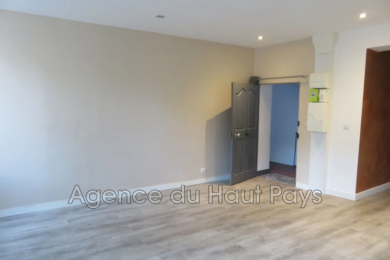 Vente appartement Saint-Cézaire-sur-Siagne  