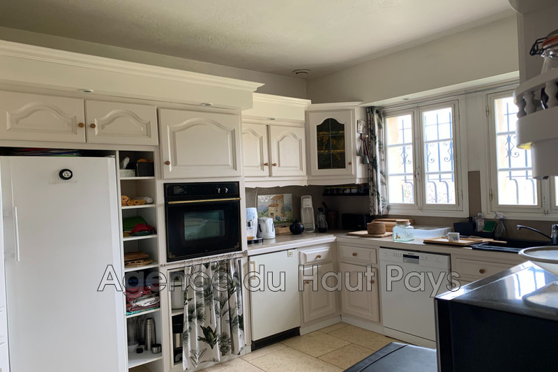 Vente villa Saint-Cézaire-sur-Siagne  