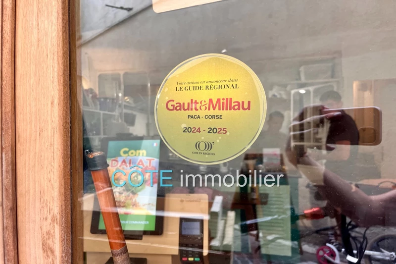 Professionnel  Antibes  
