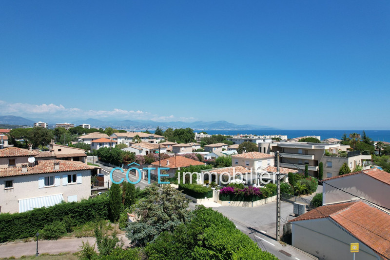 appartement  3 rooms  Antibes Close ti the beaches  66 m² -   
