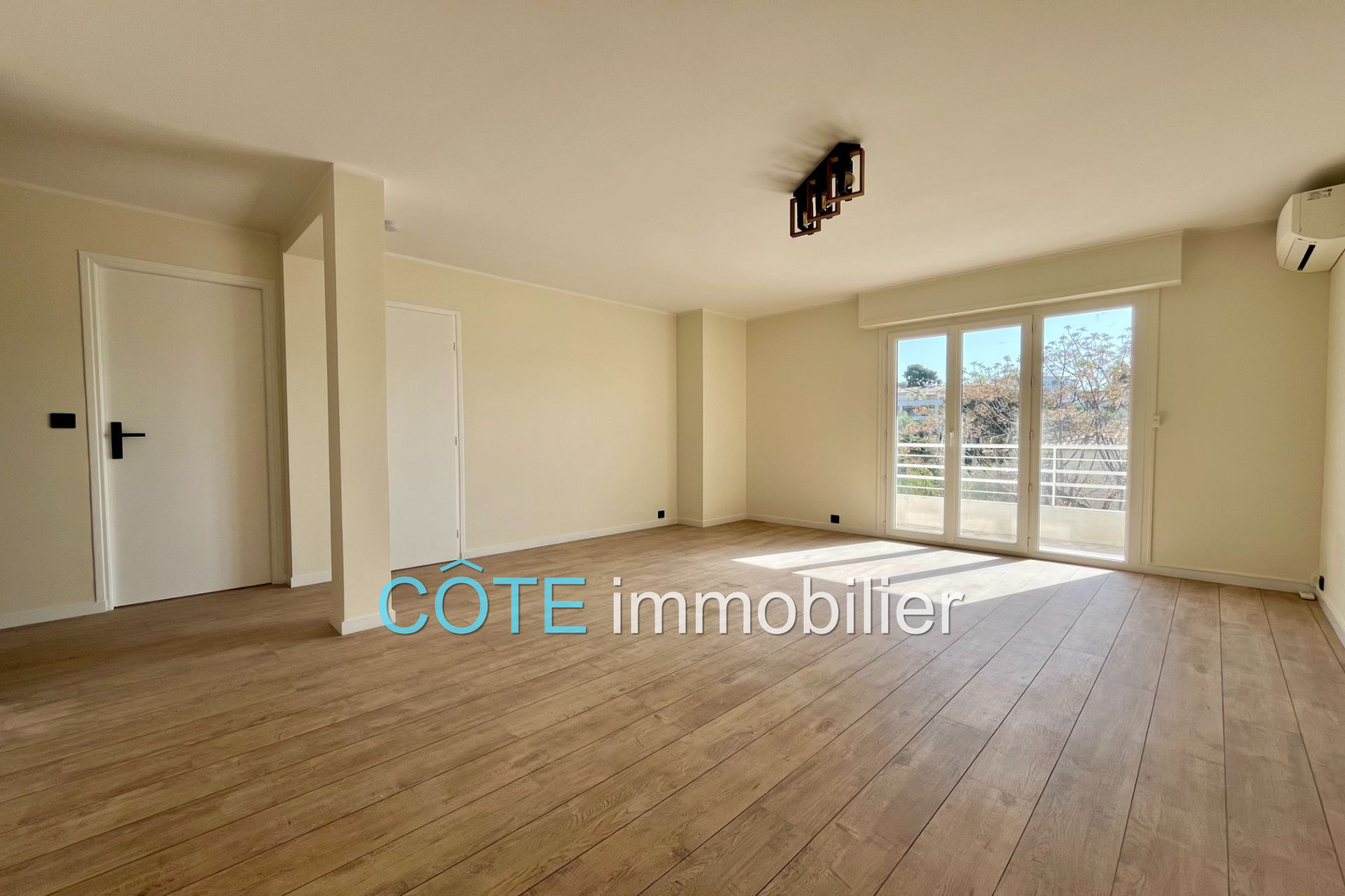 Vente Appartement 62m² à Juan les Pins (06160) - Côte Immobilier
