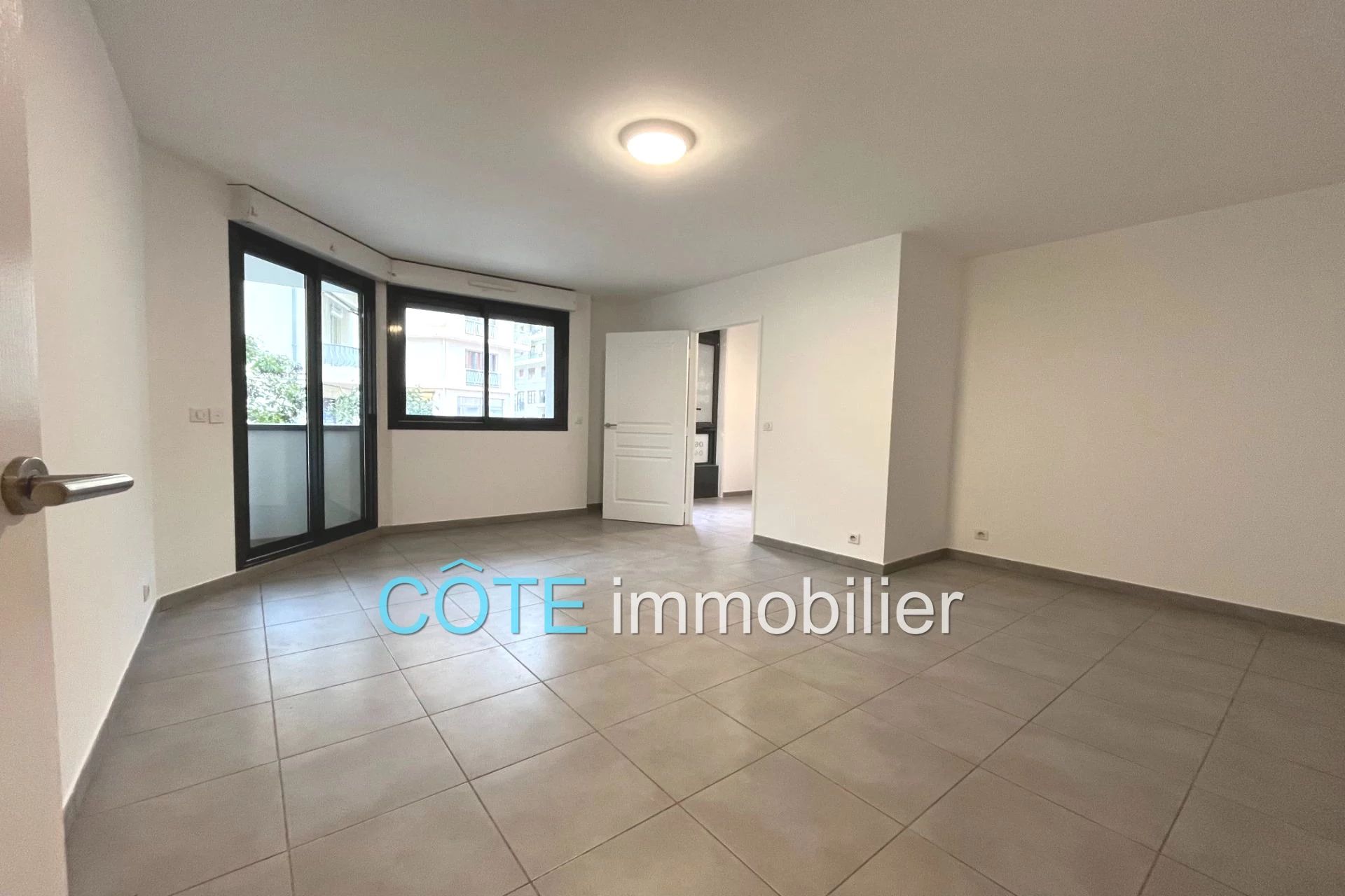 Appartement 3 pièces 69 m² · à Antibes · 69,4 m² · 370 000 €