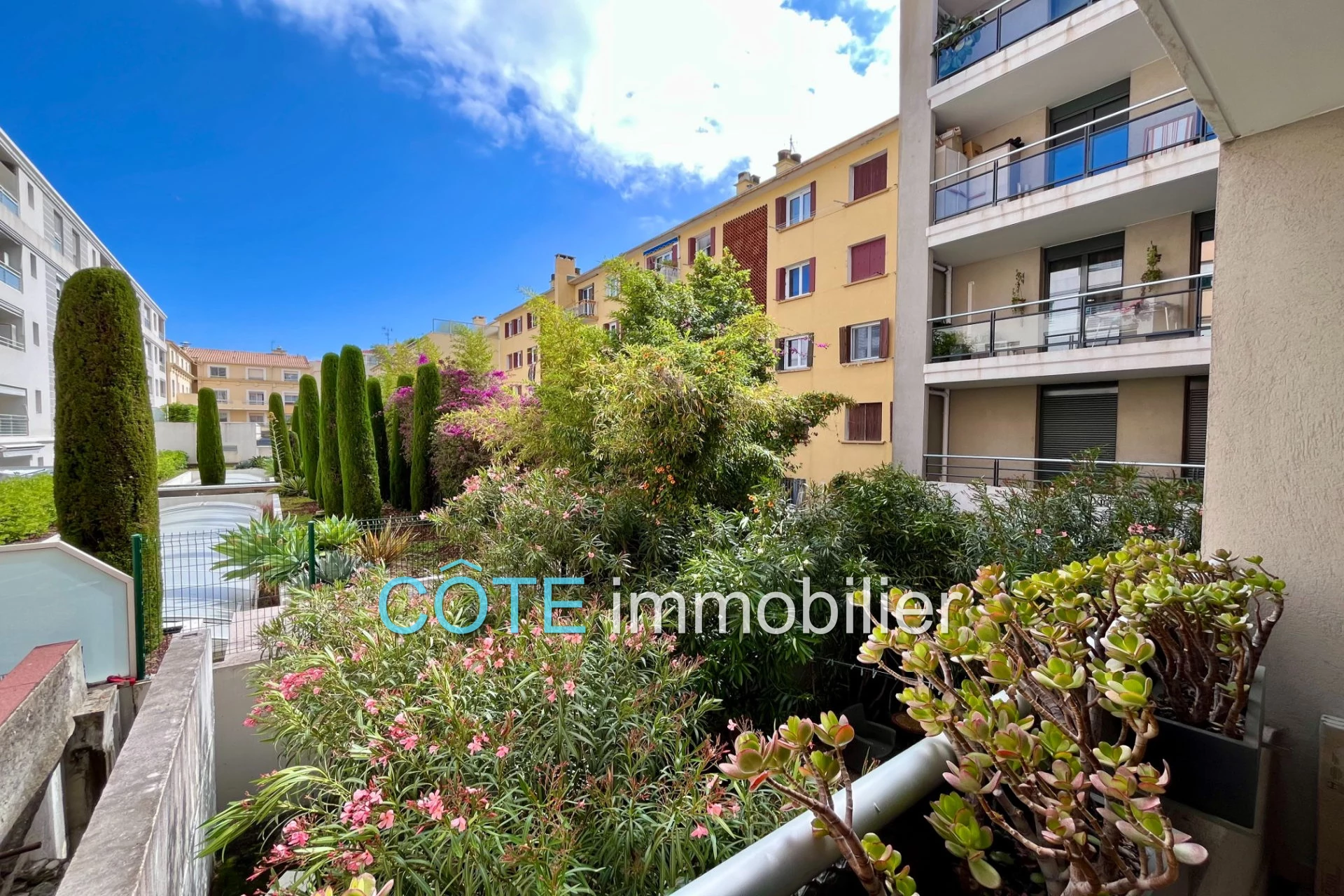Appartement 1 pièce 48 m² · à Antibes · 47,8 m² · 299 000 €