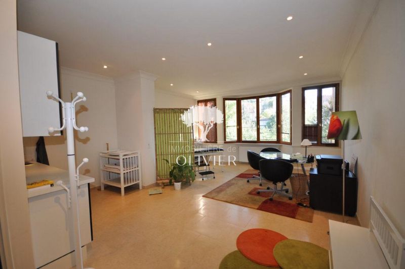 Photo Duplex Apt Apt, Location duplex 4 pièces 200 m²