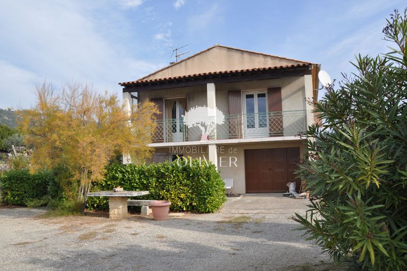 Photo Maison Saint-Saturnin-lès-Apt Luberon les beaux villages, Location maison 2 chambres 99 m²