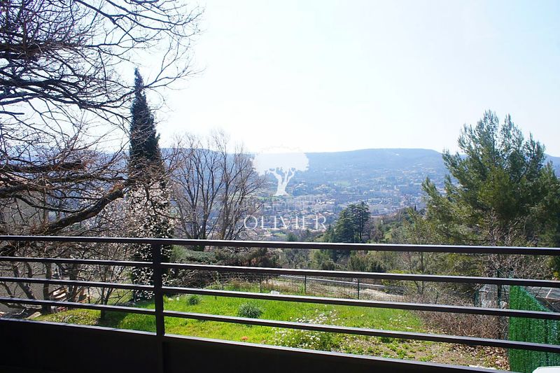 Photo Maison Apt Proche centre-ville, Location maison 2 chambres 65 m²
