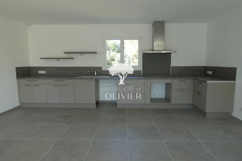 House Saint-Saturnin-lès-Apt  Rentals house  3 bedrooms   103&nbsp;m&sup2;