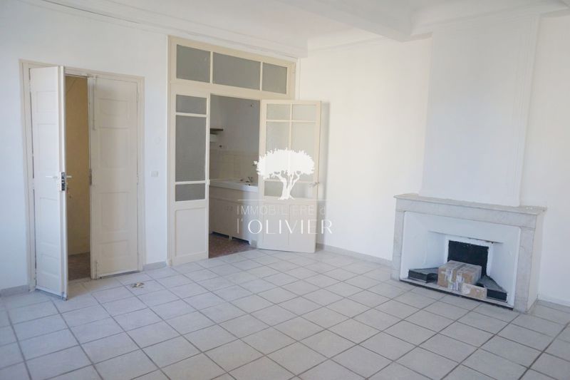 Photo Appartement Apt Luberon des fruits confits, Location appartement 3 pièces 89 m²