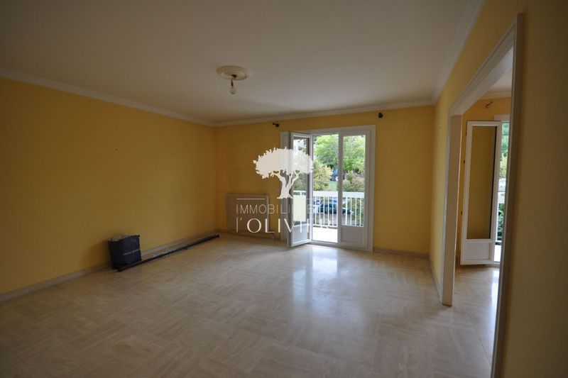 Photo Apartment Apt Luberon des fruits confits, Rentals apartment 3 rooms 92 m²