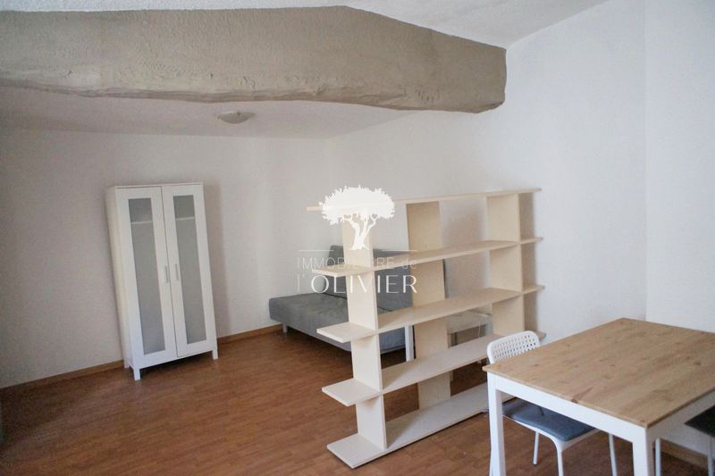 Photo Appartement Apt Proche centre-ville, Location appartement 1 pièce 28 m²