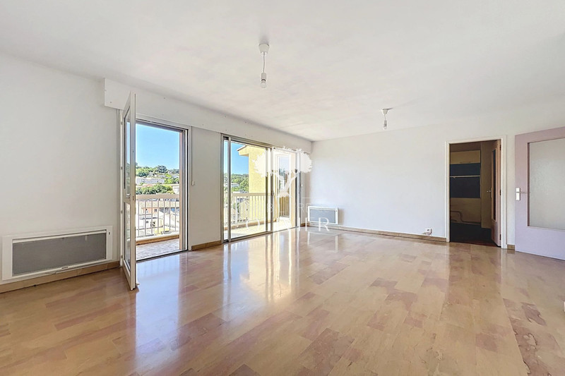Photo Apartment Apt Proche centre-ville,  Rentals apartment  3 rooms   70&nbsp;m&sup2;