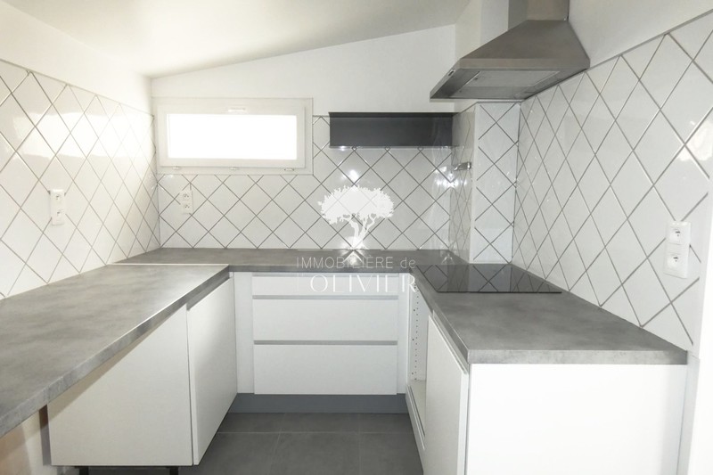 Photo Appartement Apt Centre-ville, Location appartement 4 pièces 78 m²