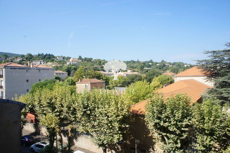 Photo Appartement Apt Proche centre-ville, Location appartement 3 pièces 80 m²