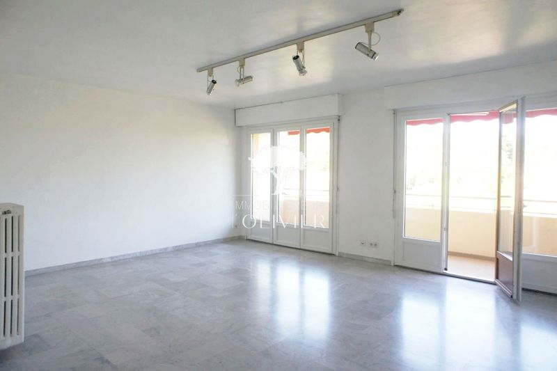 Photo Appartement Apt Proche centre-ville, Location appartement 3 pièces 80 m²