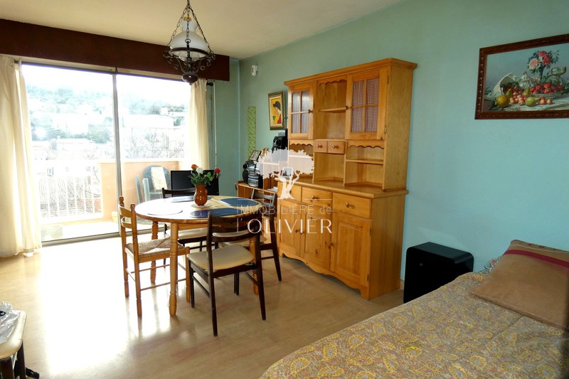 Photo Apartment Apt Proche du centre-ville, Rentals apartment 2 rooms 46 m²