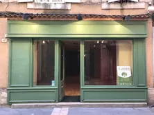 Professionnel local professionnel Apt  